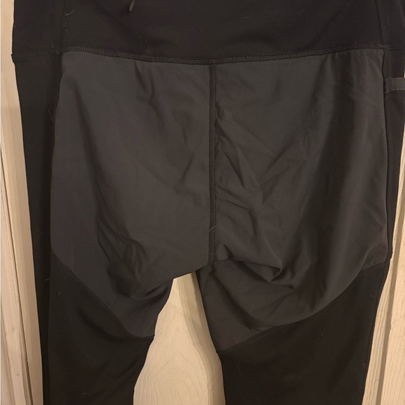 Women’s Columbia omniwick Black hiking Leggings size large. - Picture 2 of 8